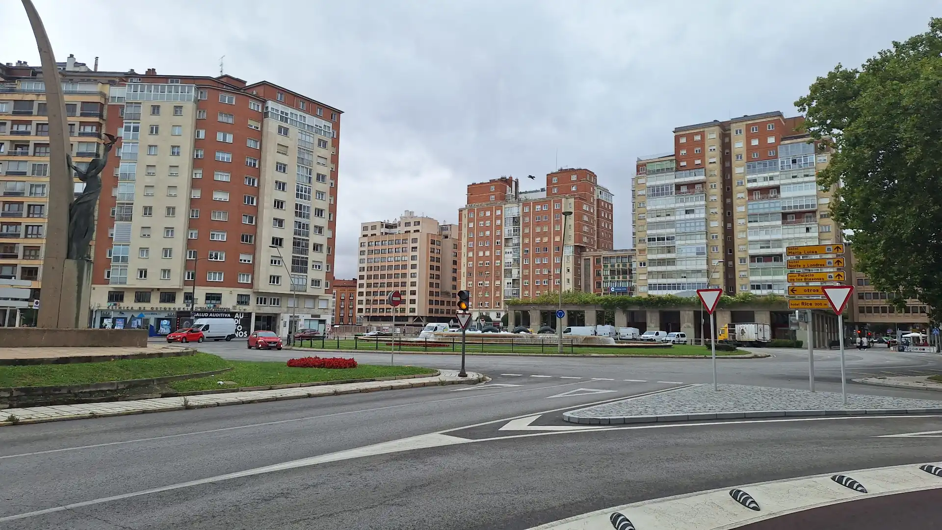 Vista exterior de Piso en venta en Burgos con Calefacción, Terraza y Amueblado
