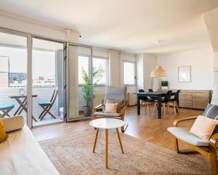 Living room of Duplex to rent in  Barcelona Capital  with Air Conditioner and Balcony