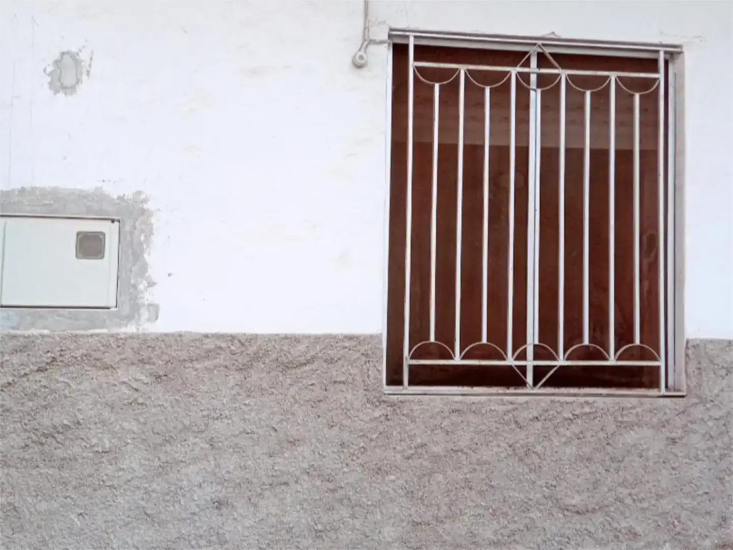 Vista exterior de Casa adosada en venda en Llutxent amb Balcó
