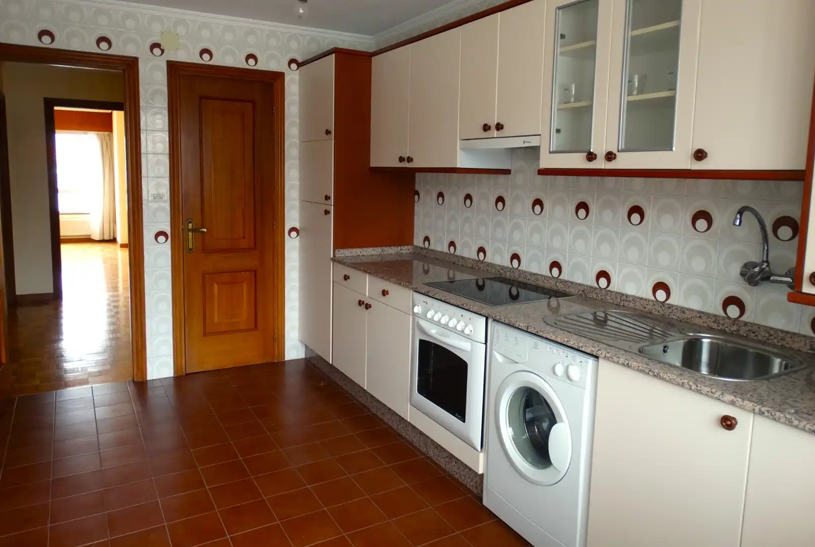 Cuina de Pis en venda en Mugardos amb Calefacció, Parquet i Terrassa