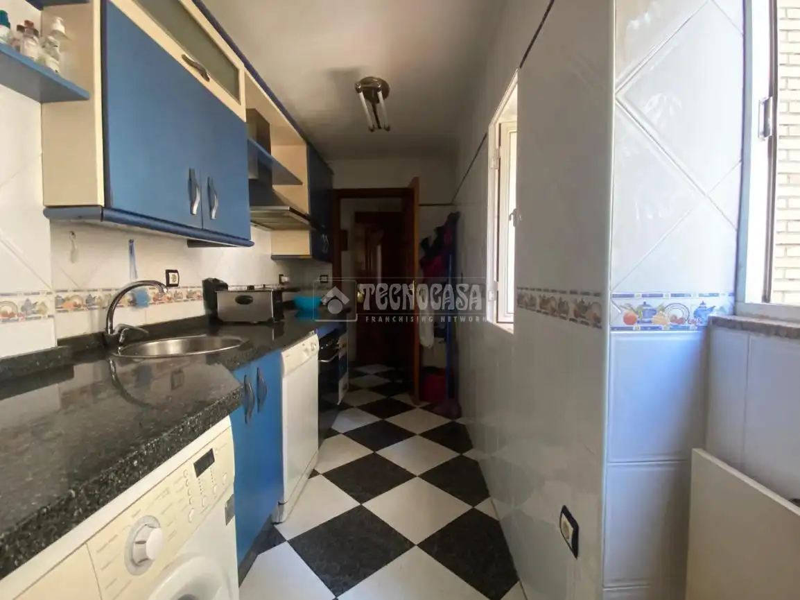Cocina de Piso en venta en Huelva con Aire acondicionado y Balcón