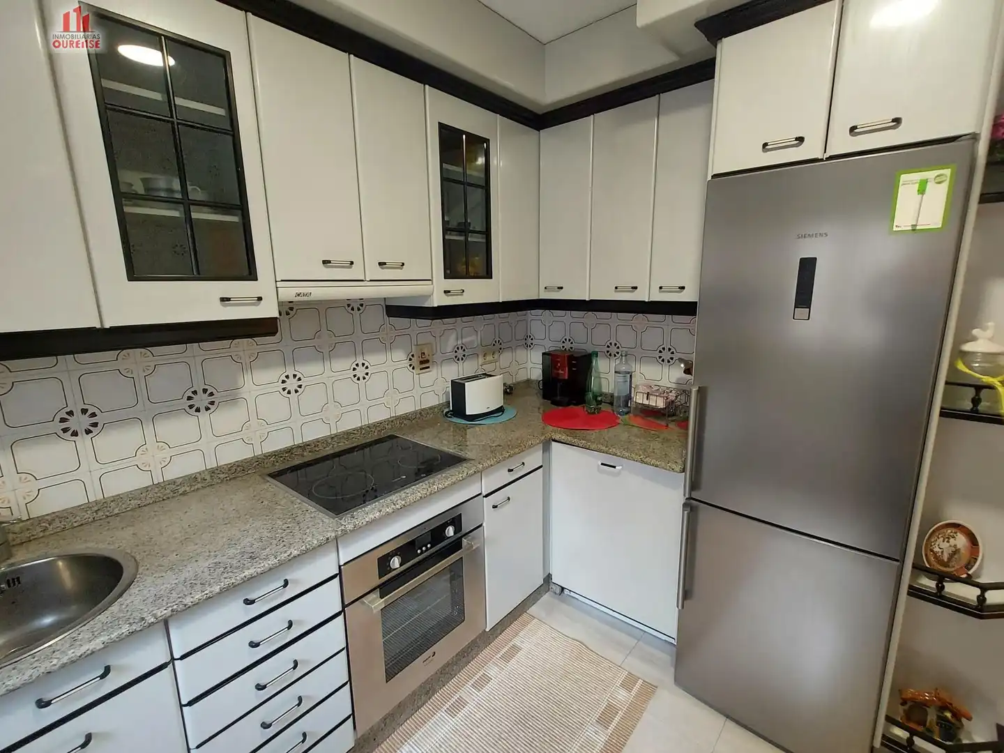 Cocina de Piso en venta en Ourense Capital  con Calefacción y Balcón