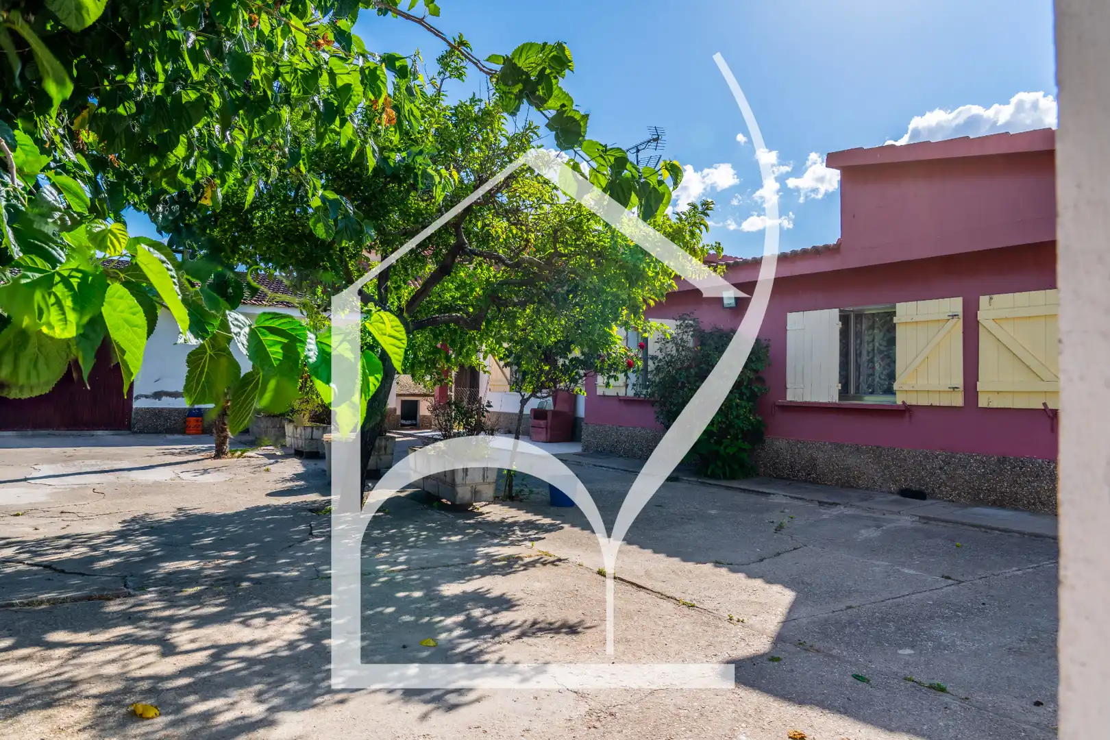 Vista exterior de Finca rústica en venda en Calvarrasa de Abajo amb Aire condicionat, Terrassa i Traster