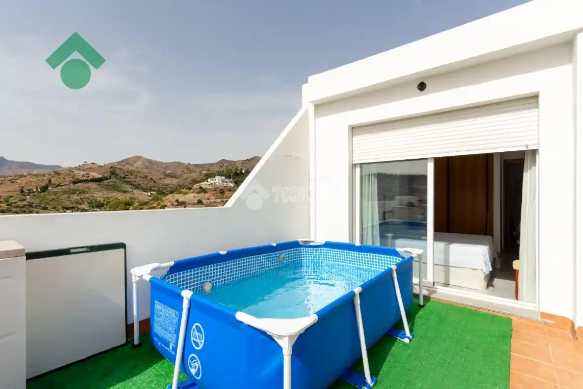 Piscina de Dúplex en venda en Almuñécar amb Aire condicionat i Terrassa