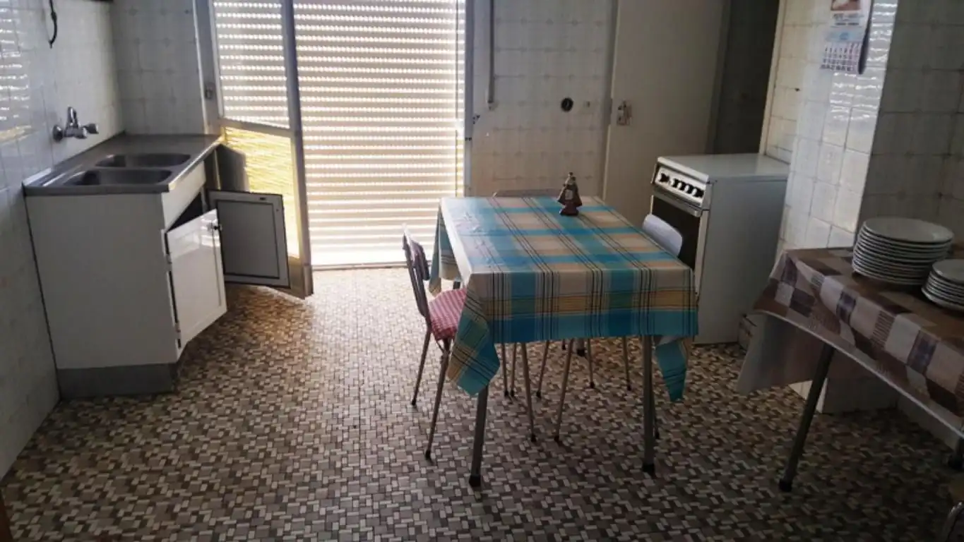 Cocina de Piso en venta en Cuntis con Trastero, Lavadora y Balcón