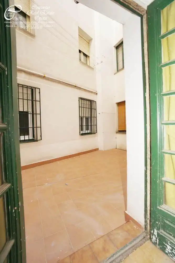 Flat for sale in Madrid  with Terrace and Balcony