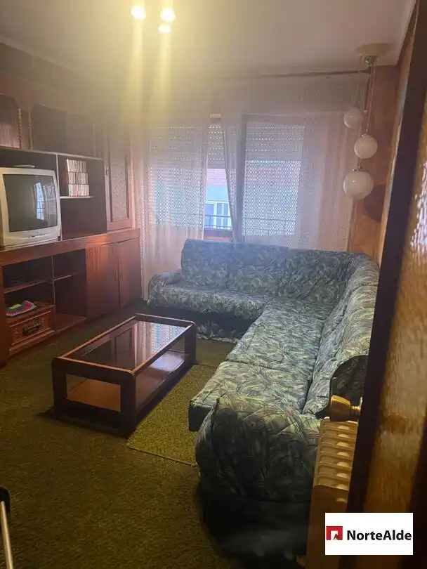 Sala de estar de Piso en venta en Bilbao  con Calefacción y Balcón