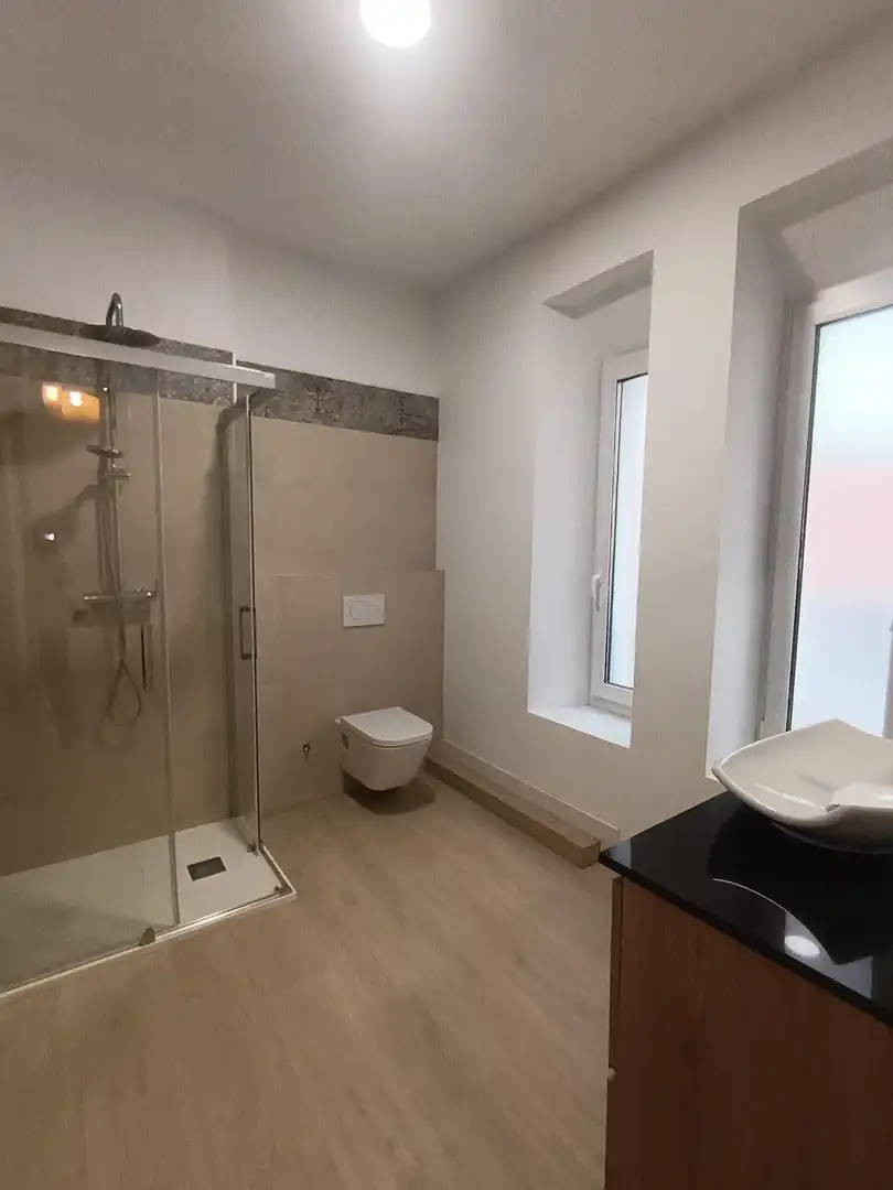 Bathroom of Flat for rent in Valladolid  with Heating