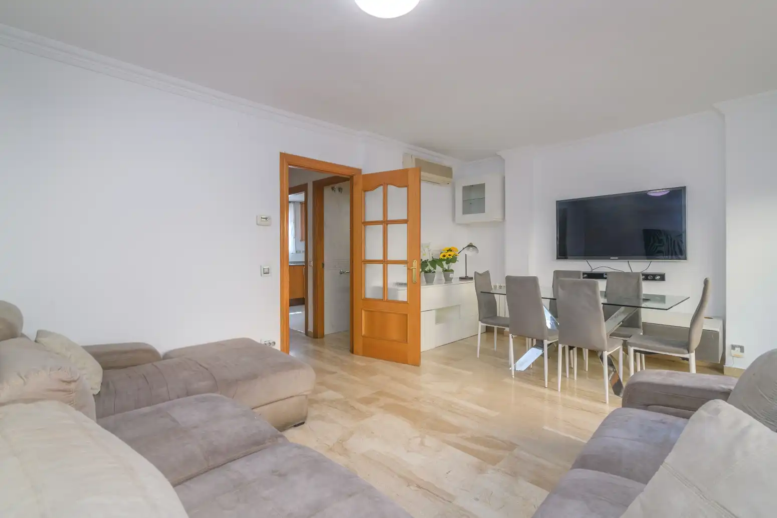 Sala d'estar de Casa o xalet en venda en Castelldefels amb Aire condicionat, Calefacció i Terrassa