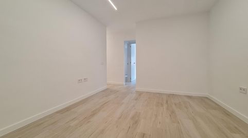 Foto 4 de Piso en venta en Pubilla Cases, L'Hospitalet de Llobregat