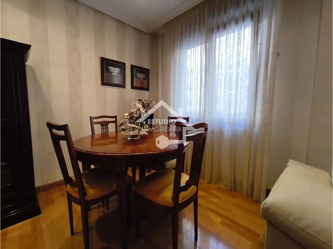 Piso con terraza en venta en Calle Belchite, imagen 25