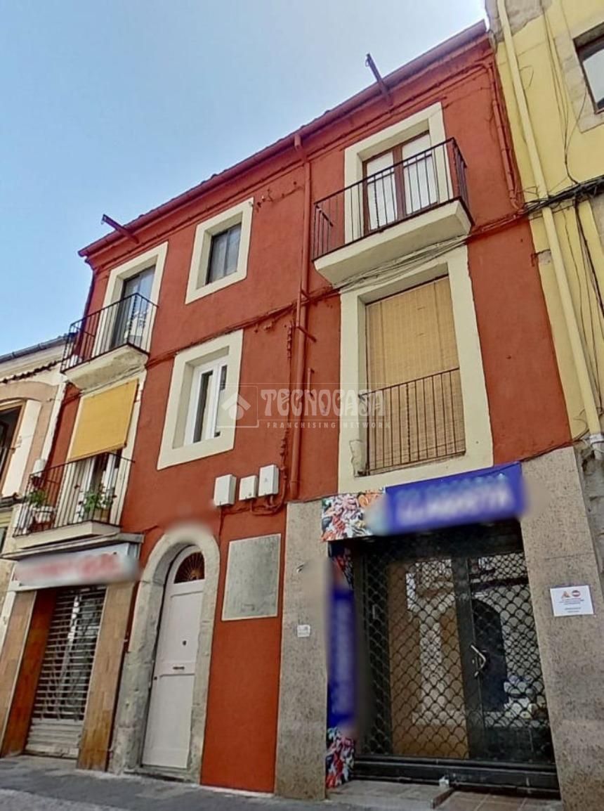 Vista exterior de Pis en venda en Manresa amb Aire condicionat, Calefacció i Balcó