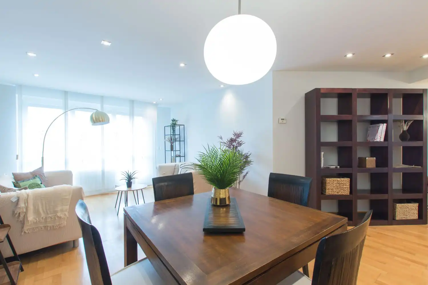 Comedor de Piso en venta en  Pamplona / Iruña con Aire acondicionado, Calefacción y Trastero