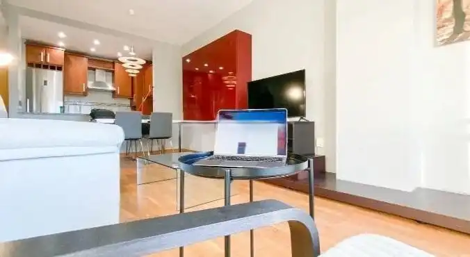 Sala de estar de Piso en venta en Málaga con Aire acondicionado, Parquet y Piscina comunitaria