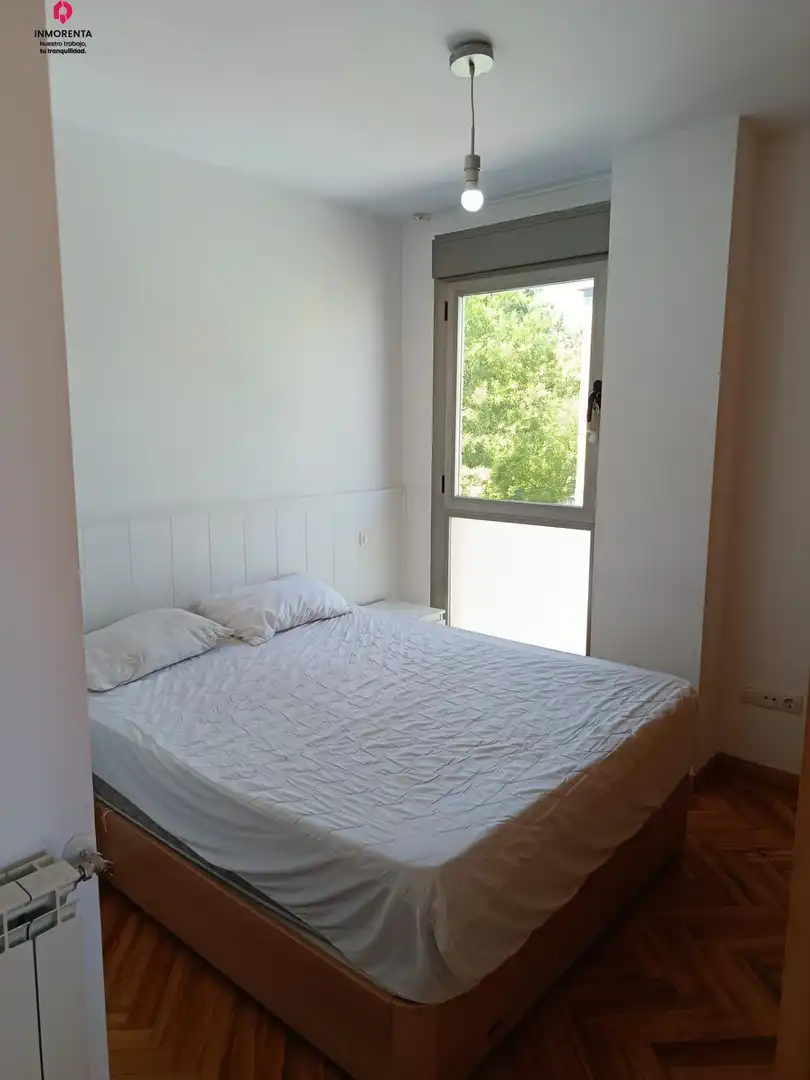 Schlafzimmer von Wohnungen zur Miete in Madrid mit Klimaanlage, Heizung und Parkett