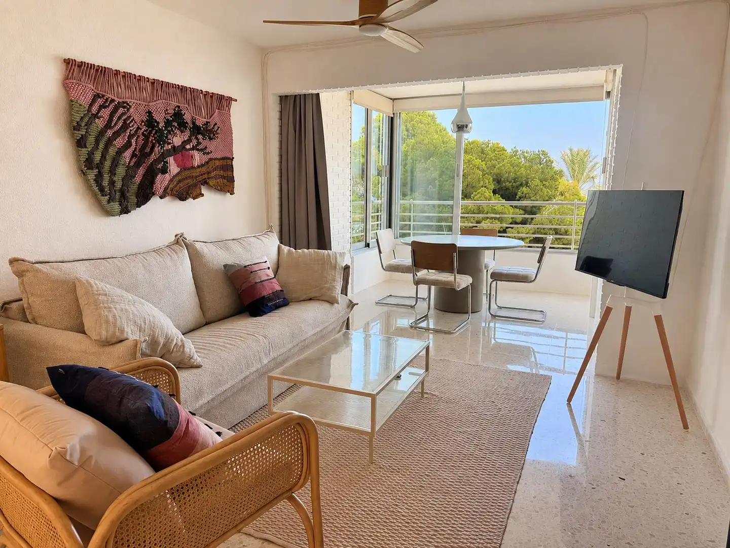 Living room of Apartments for rent in Benidorm  with Furnished, Washing machine and Microwave