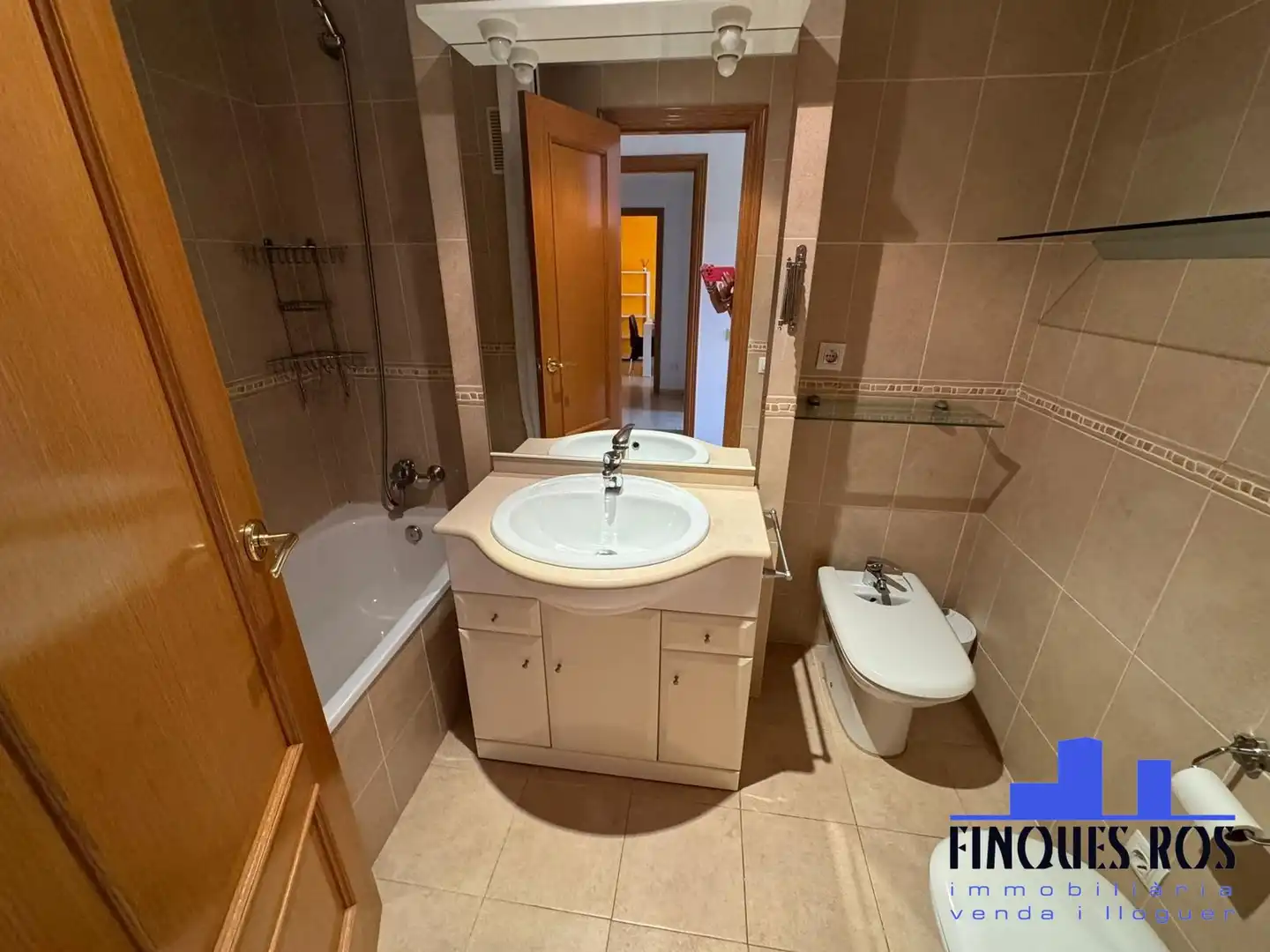Bathroom of Flat for sale in Vinaròs  with Air Conditioner, Heating and Terrace