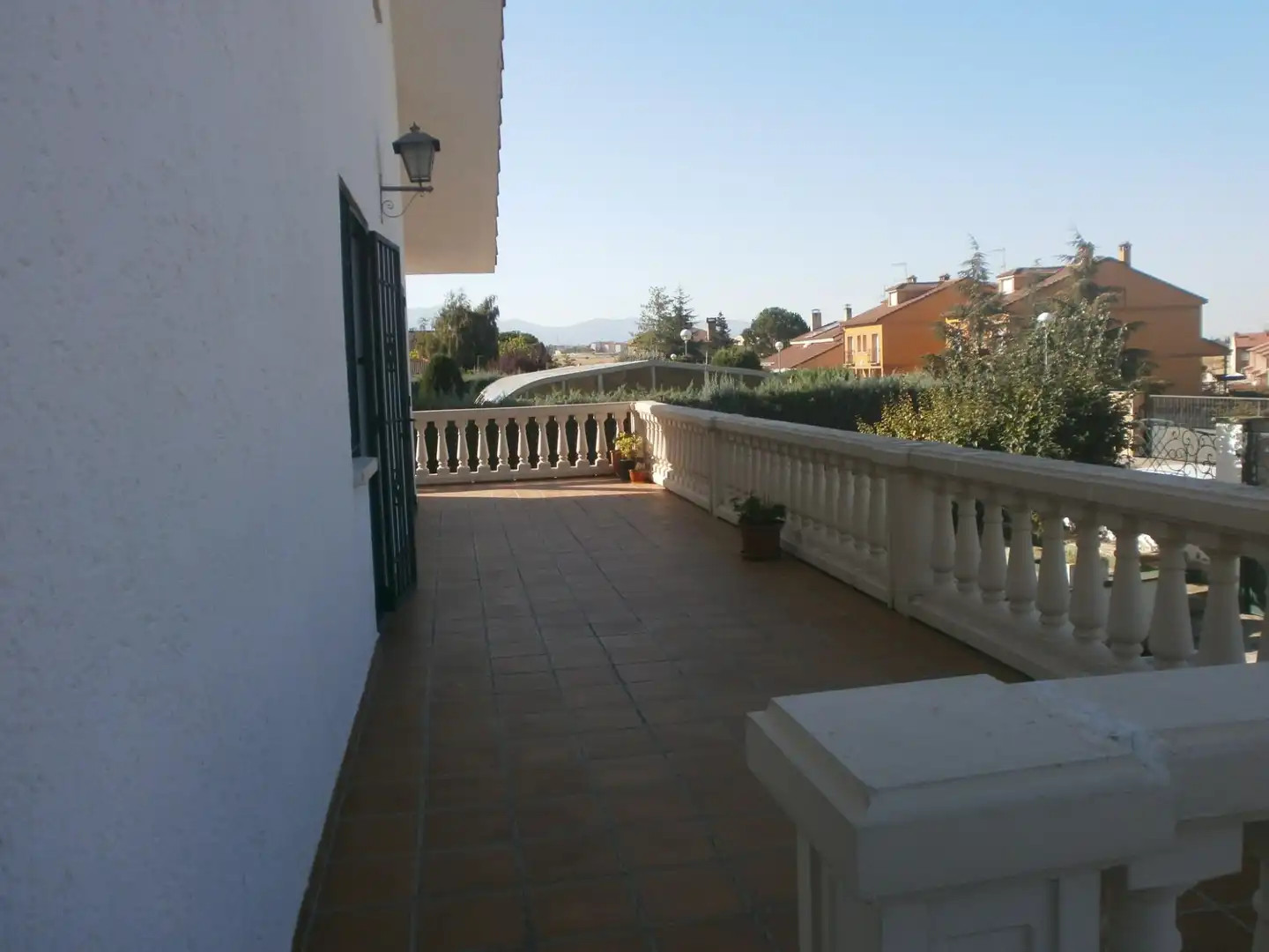 Terrassa de Casa o xalet en venda en La Lastrilla  amb Calefacció, Jardí privat i Terrassa