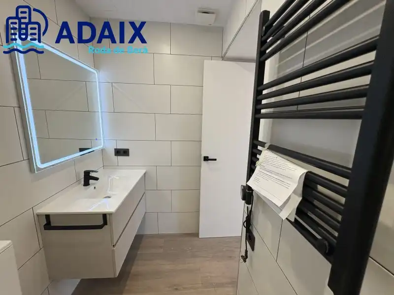 Bathroom of Ground floor for sale in Roda de Berà