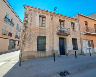 Vista exterior de Casa adosada en venda en Breda amb Jardí privat, Terrassa i Balcó