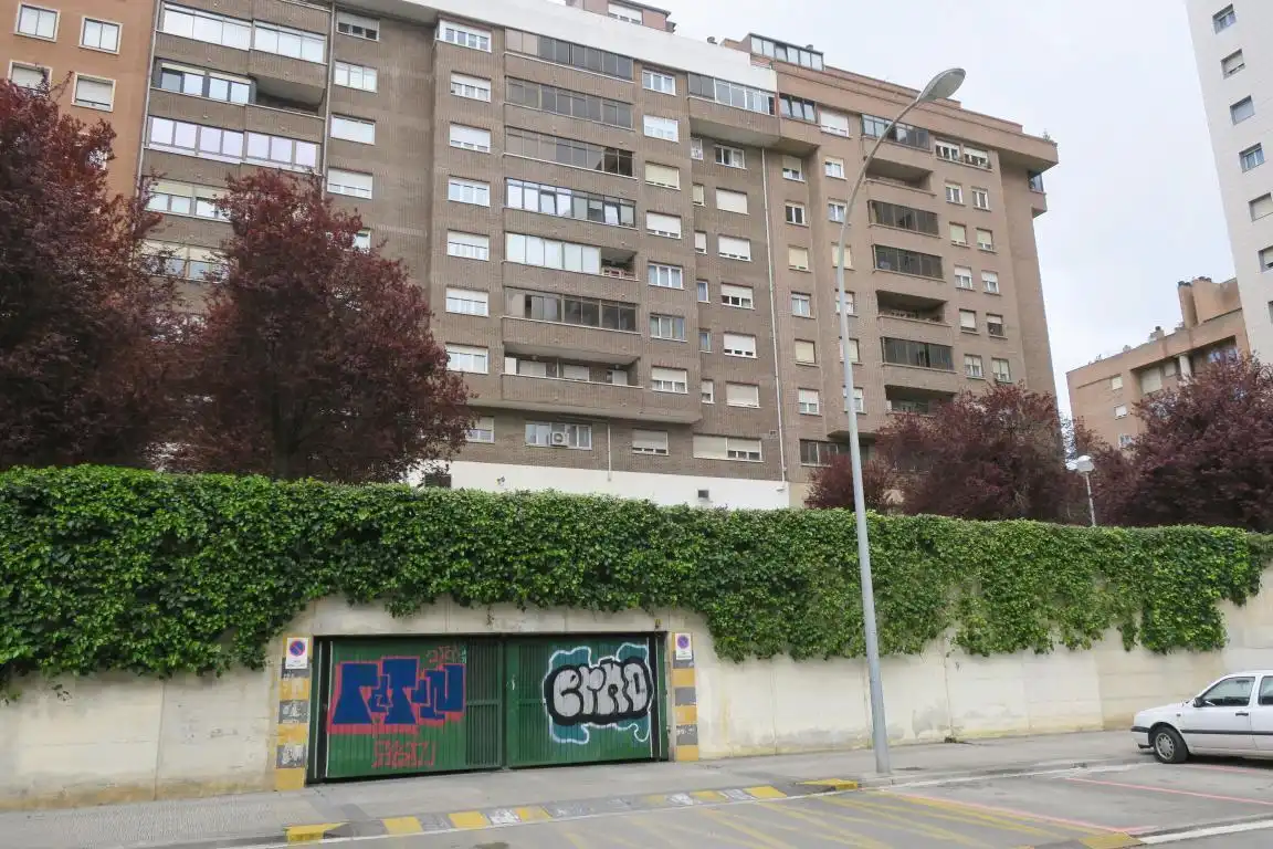 Exterior view of Flat for sale in  Pamplona / Iruña  with Heating and Parquet flooring