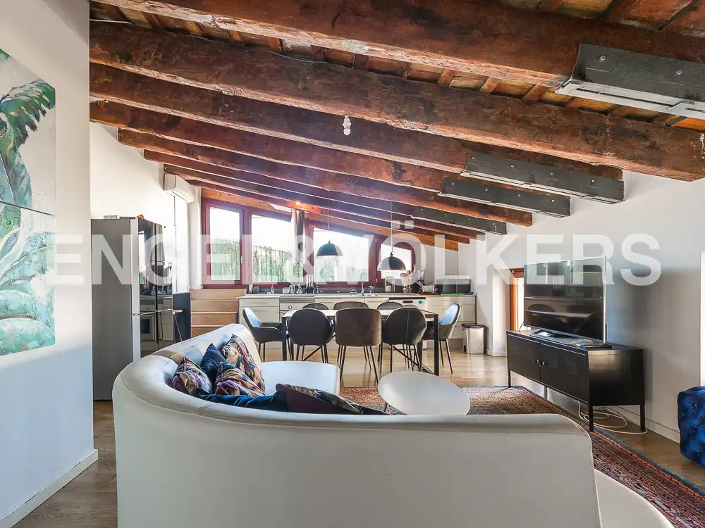 Sala de estar de Ático de alquiler en Valencia con Aire acondicionado, Calefacción y Parquet