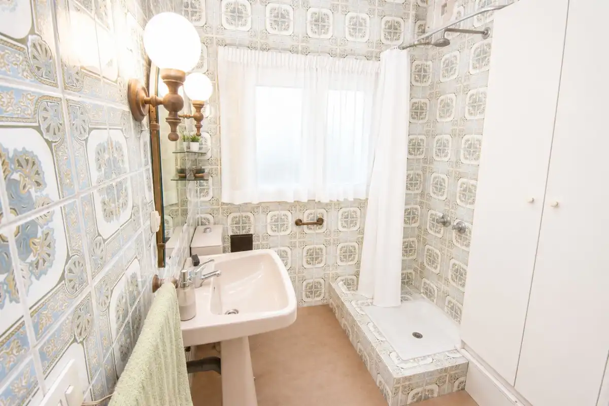 Bany de Casa o xalet en venda en Marbella amb Jardí privat, Terrassa i Jacuzzi