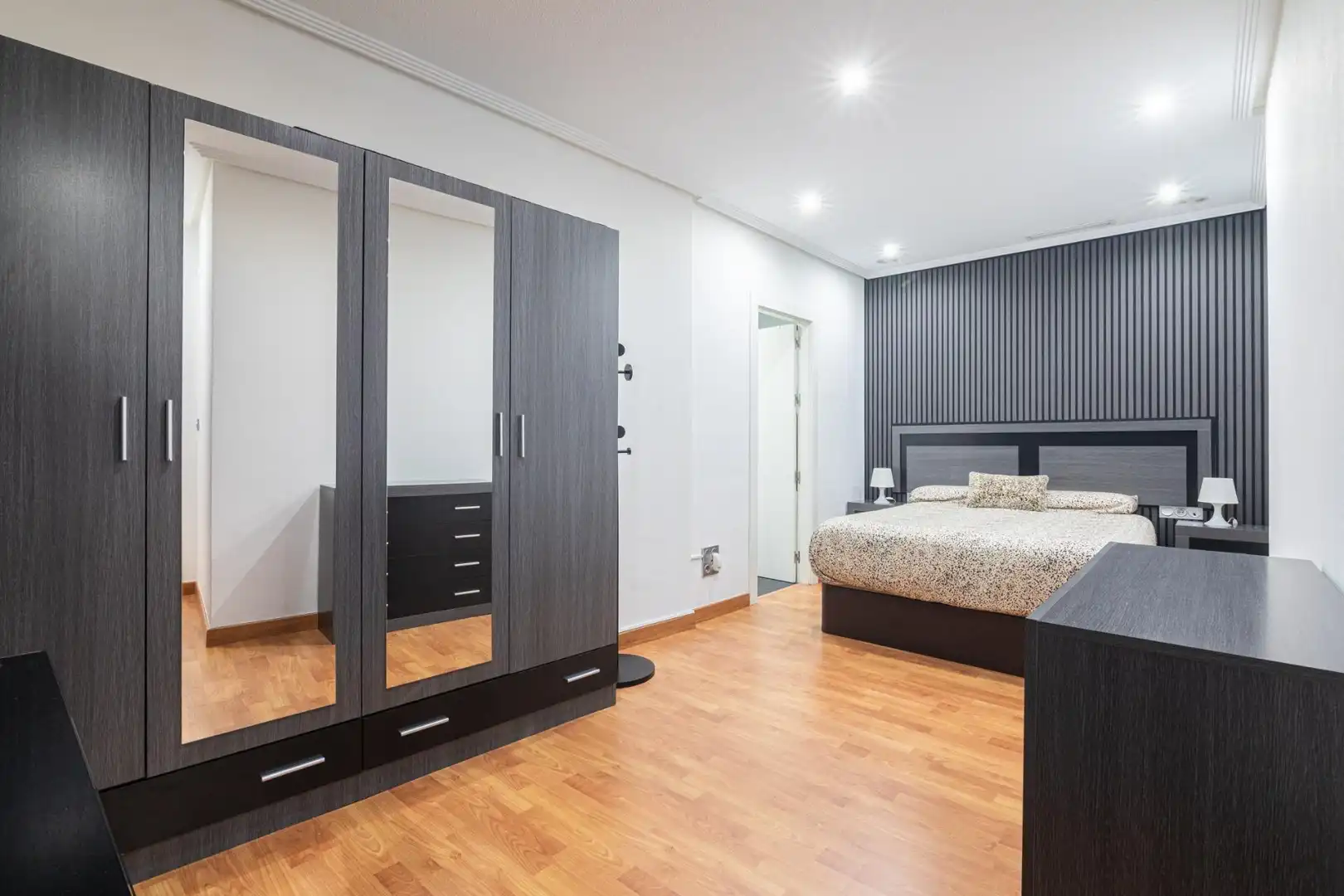 Bedroom of Flat for sale in Elche / Elx  with Air Conditioner and Furnished