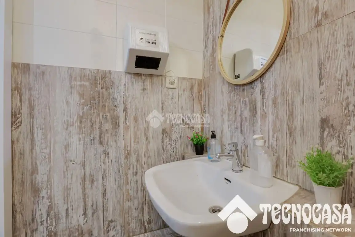 Business premises for sale in Sant Vicenç Dels Horts, imagen 29