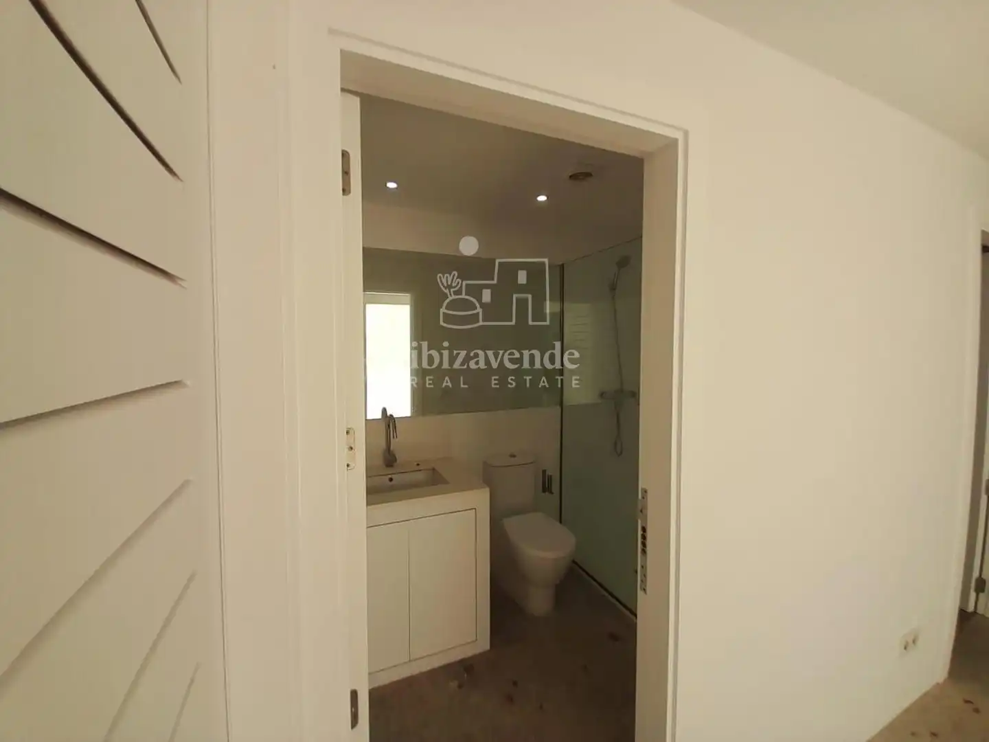 Baño de Casa o chalet en venta en Santa Eulària des Riu con Aire acondicionado, Calefacción y Terraza