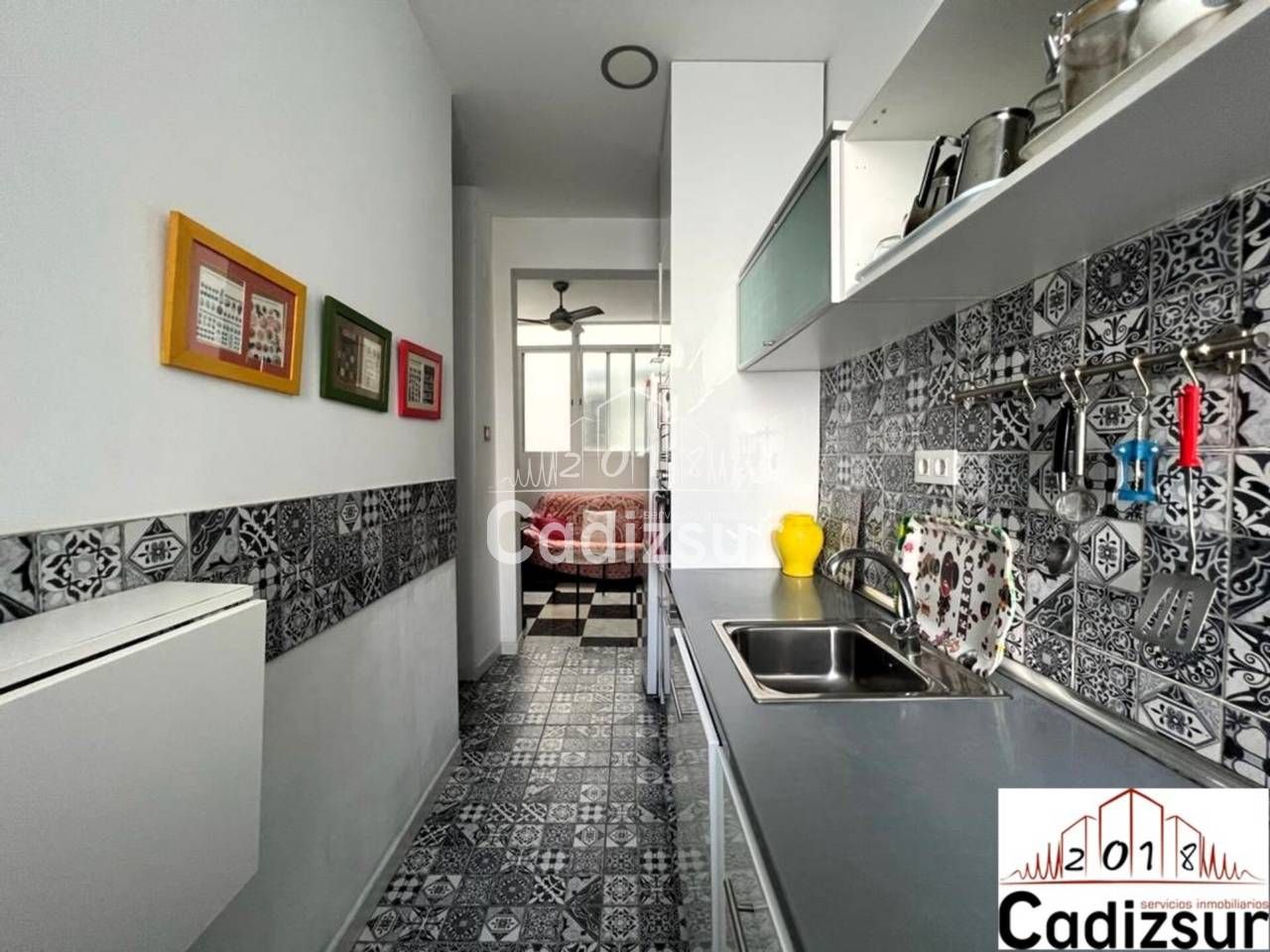 Kitchen of Flat to rent in  Cádiz Capital  with Furnished and Balcony