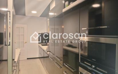 Kitchen of Flat for sale in Málaga Capital  with Heating, Terrace and Community pool