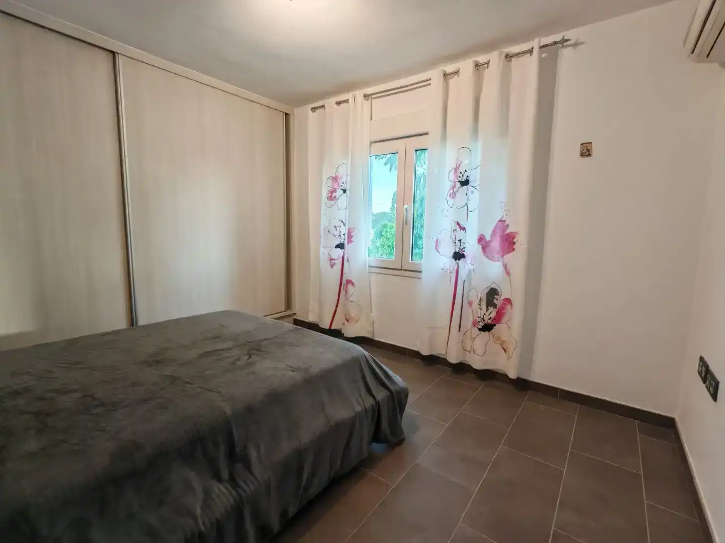 Dormitori de Pis en venda en Calpe / Calp amb Aire condicionat, Piscina i Balcó