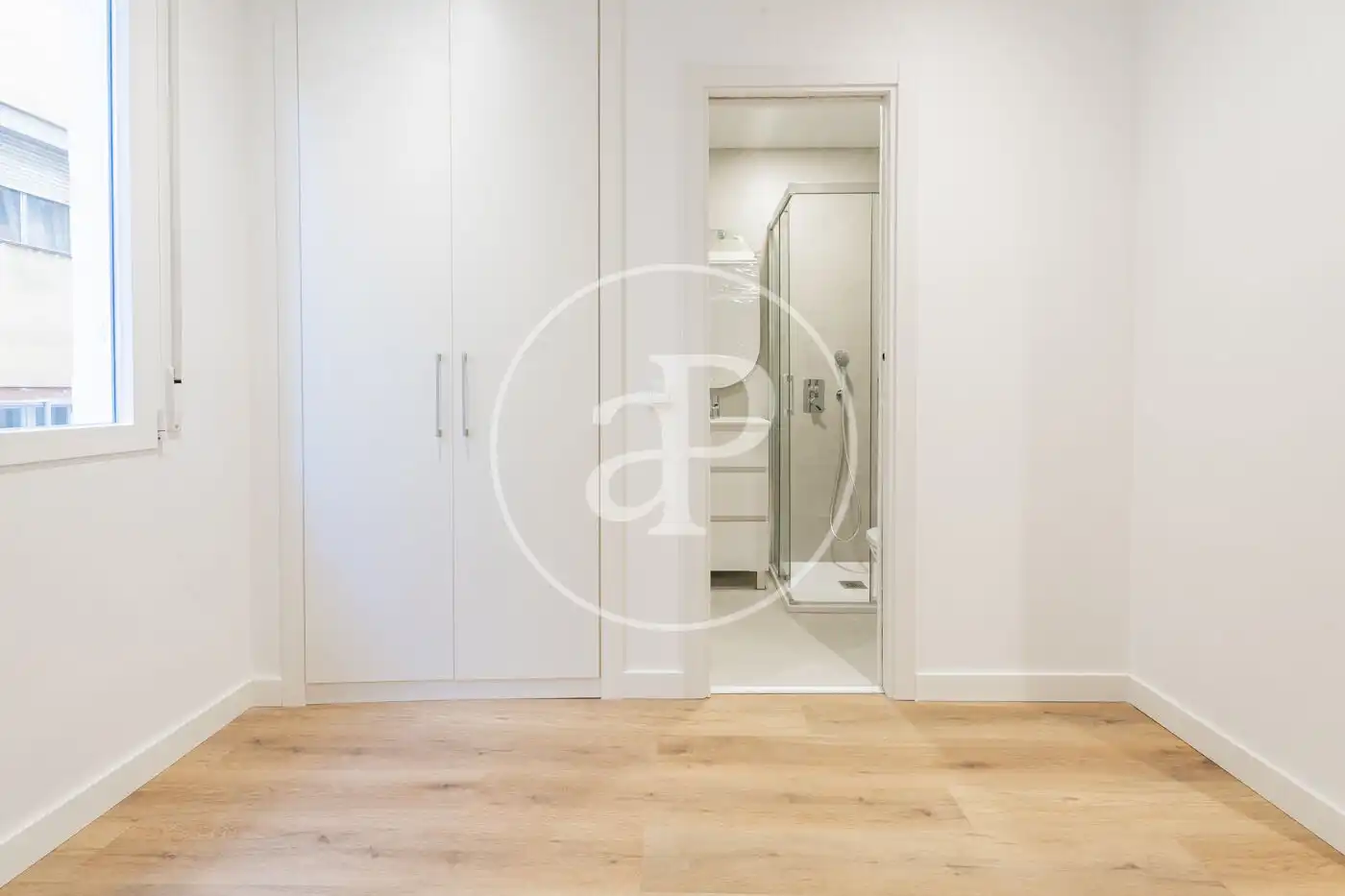 Habitación de Piso en venta en Madrid con Calefacción y Amueblado