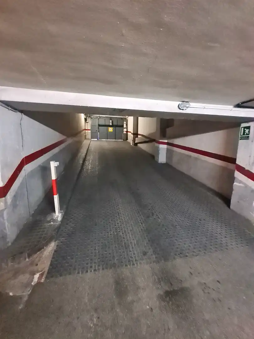 Doble con ascensor en venta en Carrer de Pere Martell, imagen 3