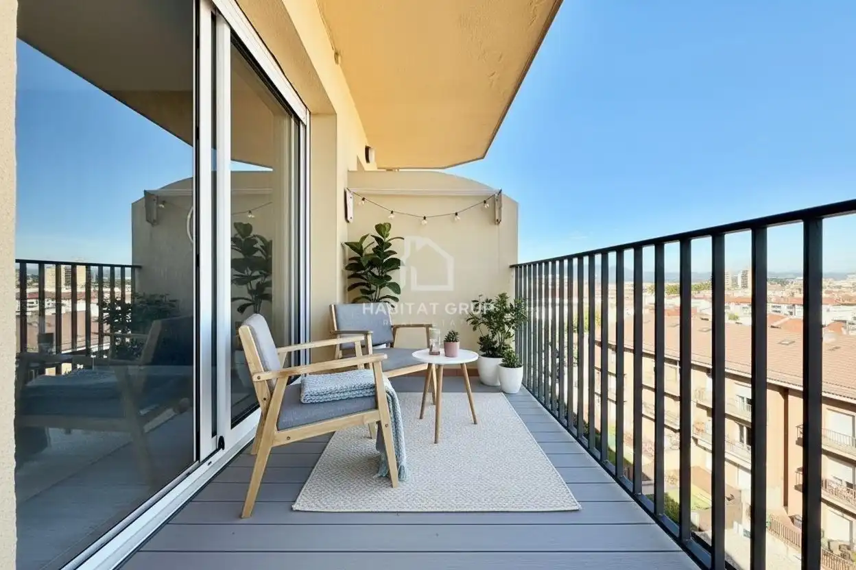 Dúplex con ascensor en venta en Eixample Sud – Migdia, imagen 3