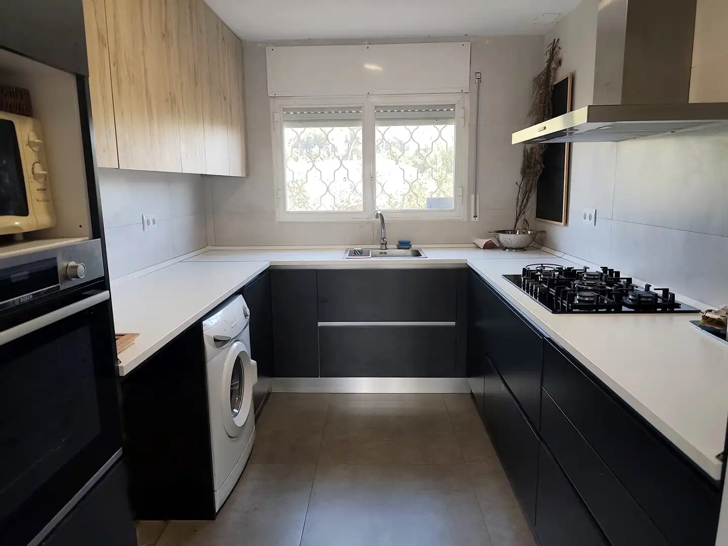 Cuina de Casa o xalet en venda en Santa Eulàlia de Ronçana, Barcelona