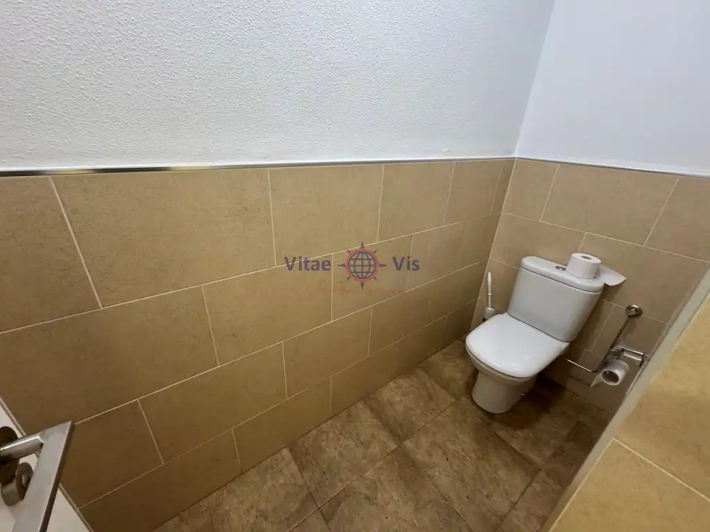 Local comercial de lloguer a Avenida Europa, imagen 8