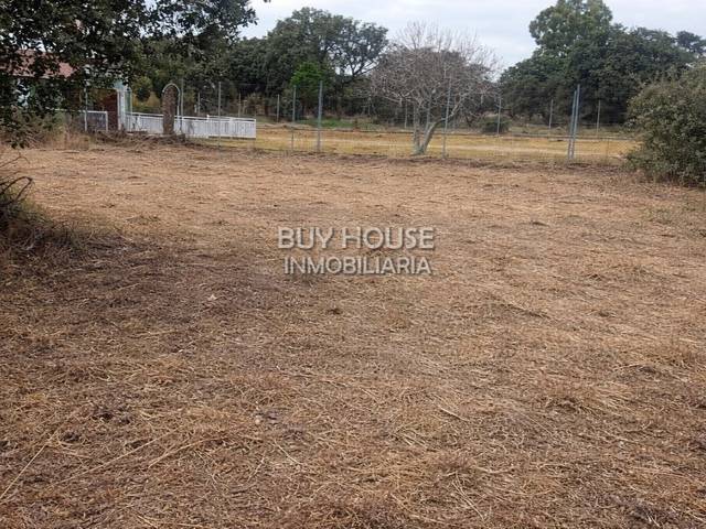 Terreno residencial en Venta en San Román de los Montes