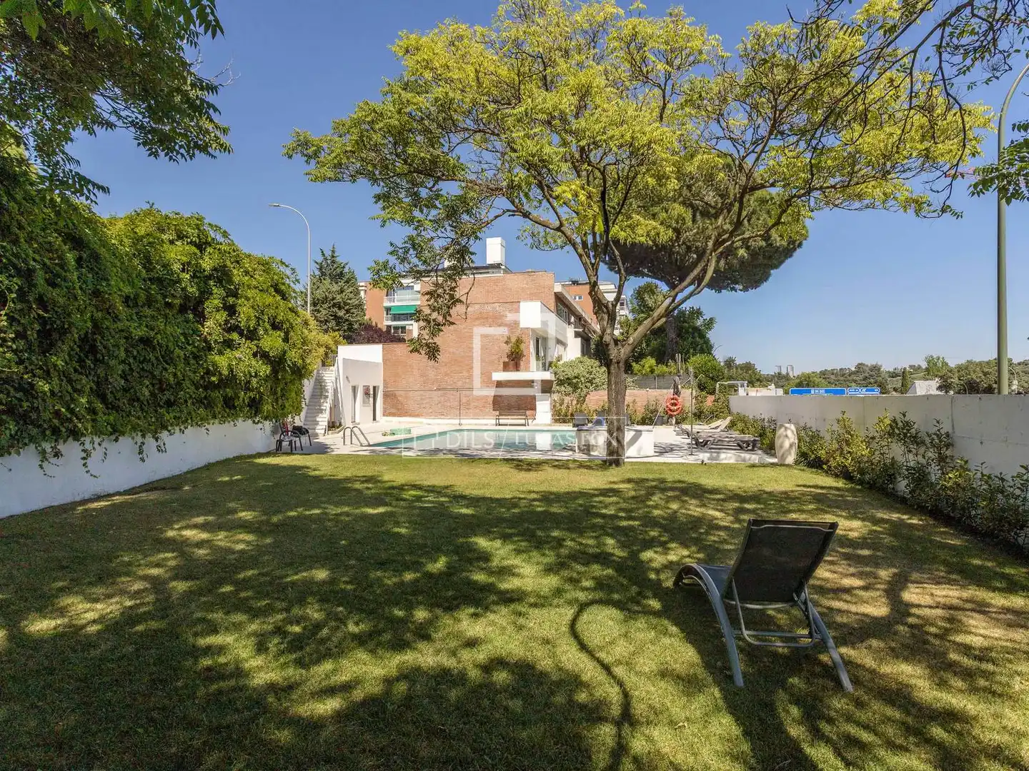 Garden of Flat for rent in Madrid  with Air Conditioner, Heating and Private garden