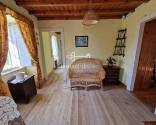 Sala d'estar de Casa o xalet en venda en San Sadurniño amb Jardí privat, Terrassa i Moblat