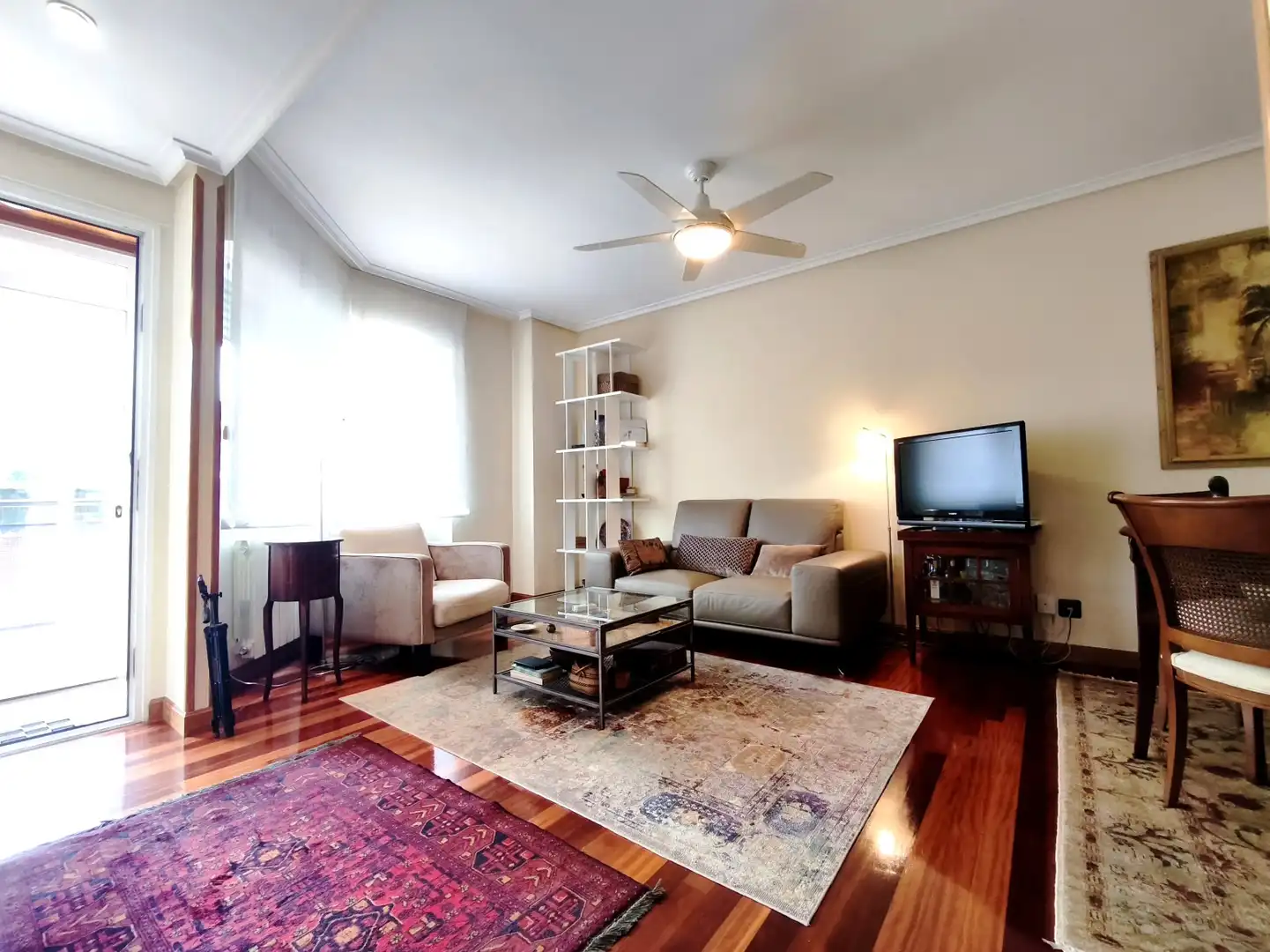 Living room of Flat for sale in Avda. Madrid