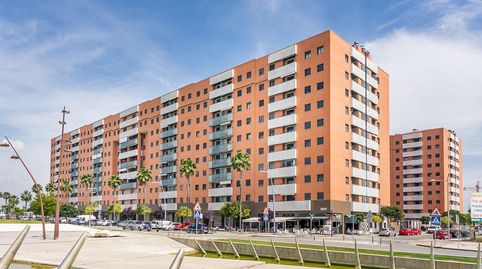 Foto 5 de Piso en venta en Avenida de Pedro Luis Serrera Contreras, Entrenúcleos, Dos Hermanas
