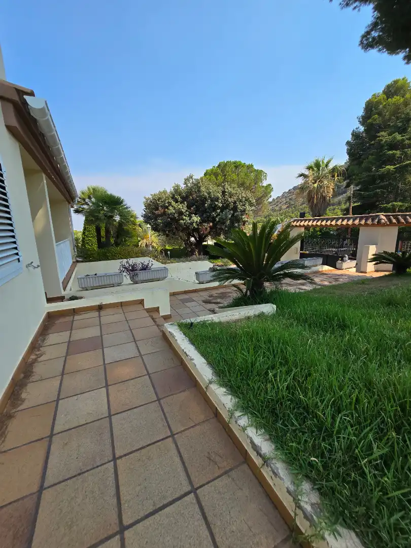 Jardí de Casa o xalet en venda en Benicasim / Benicàssim amb Aire condicionat, Calefacció i Jardí privat