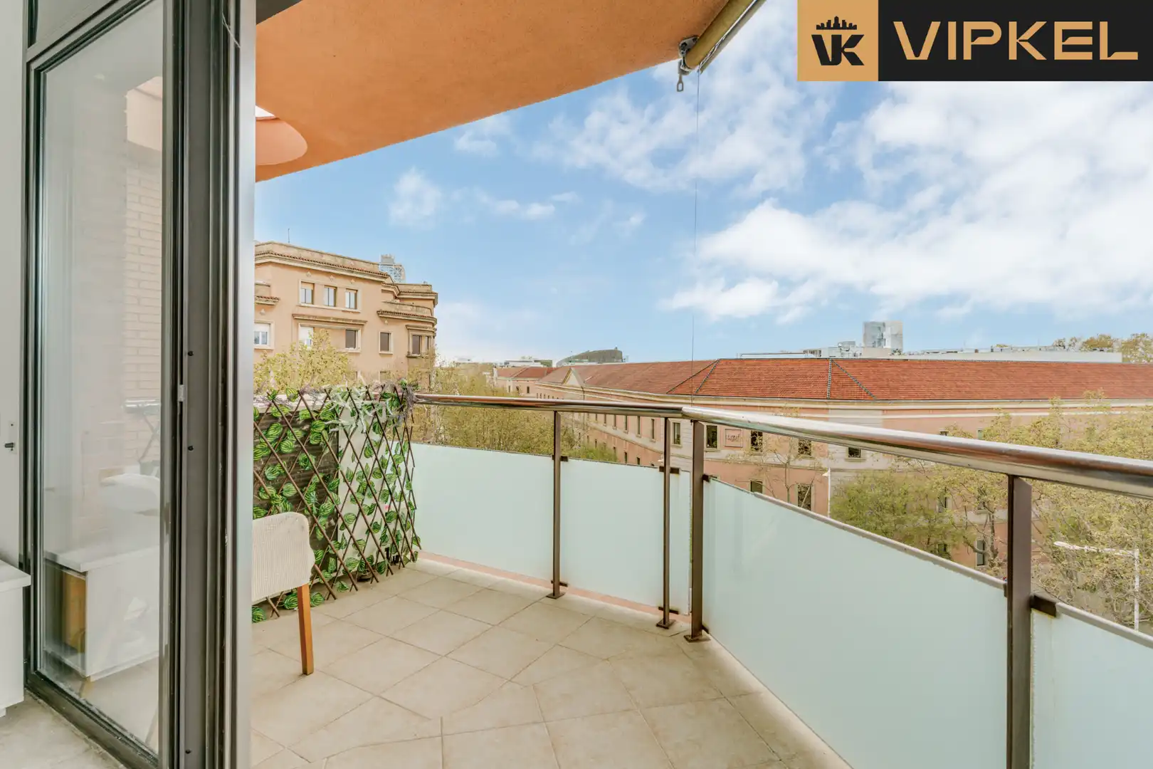 Terrasse von Dachboden zum Verkauf in  Barcelona Capital mit Klimaanlage, Heizung und Terrasse