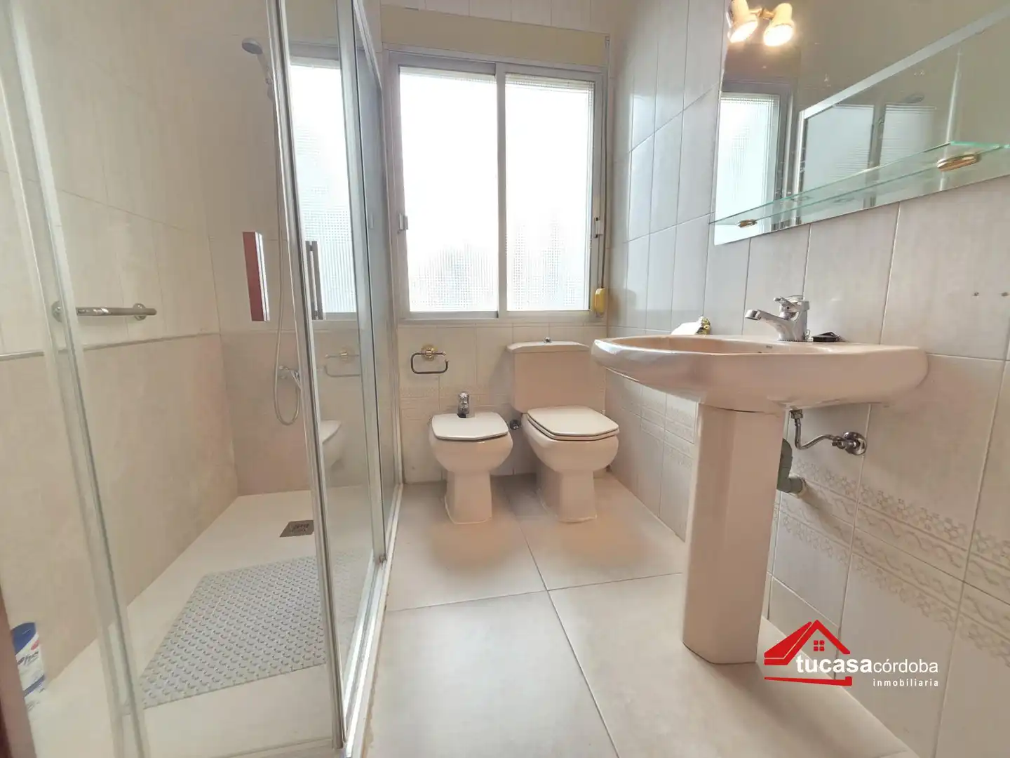 Baño de Piso en venta en Córdoba con Aire acondicionado, Calefacción y Terraza