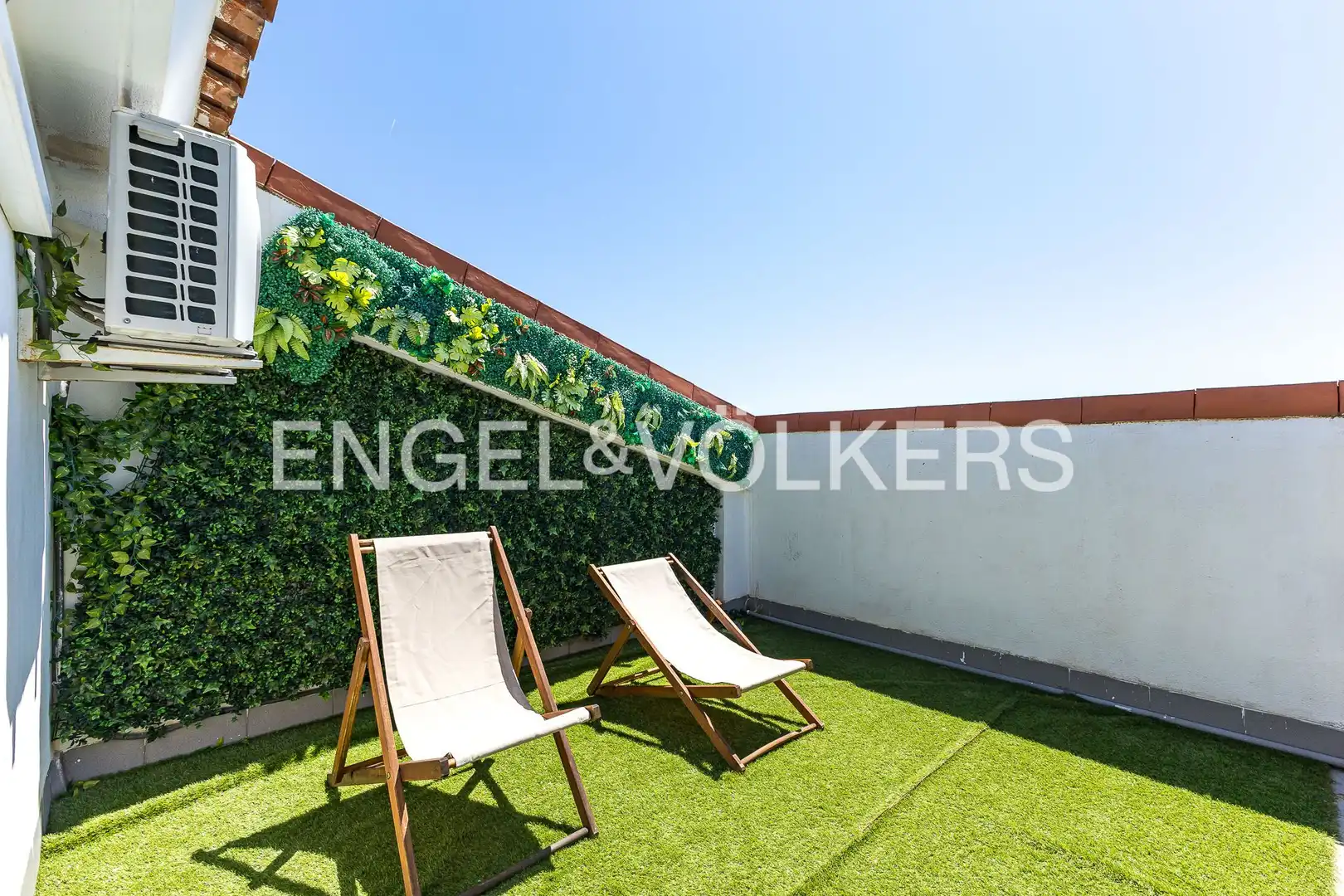 Terrassa de Àtic en venda en Castelldefels amb Aire condicionat, Calefacció i Jardí privat