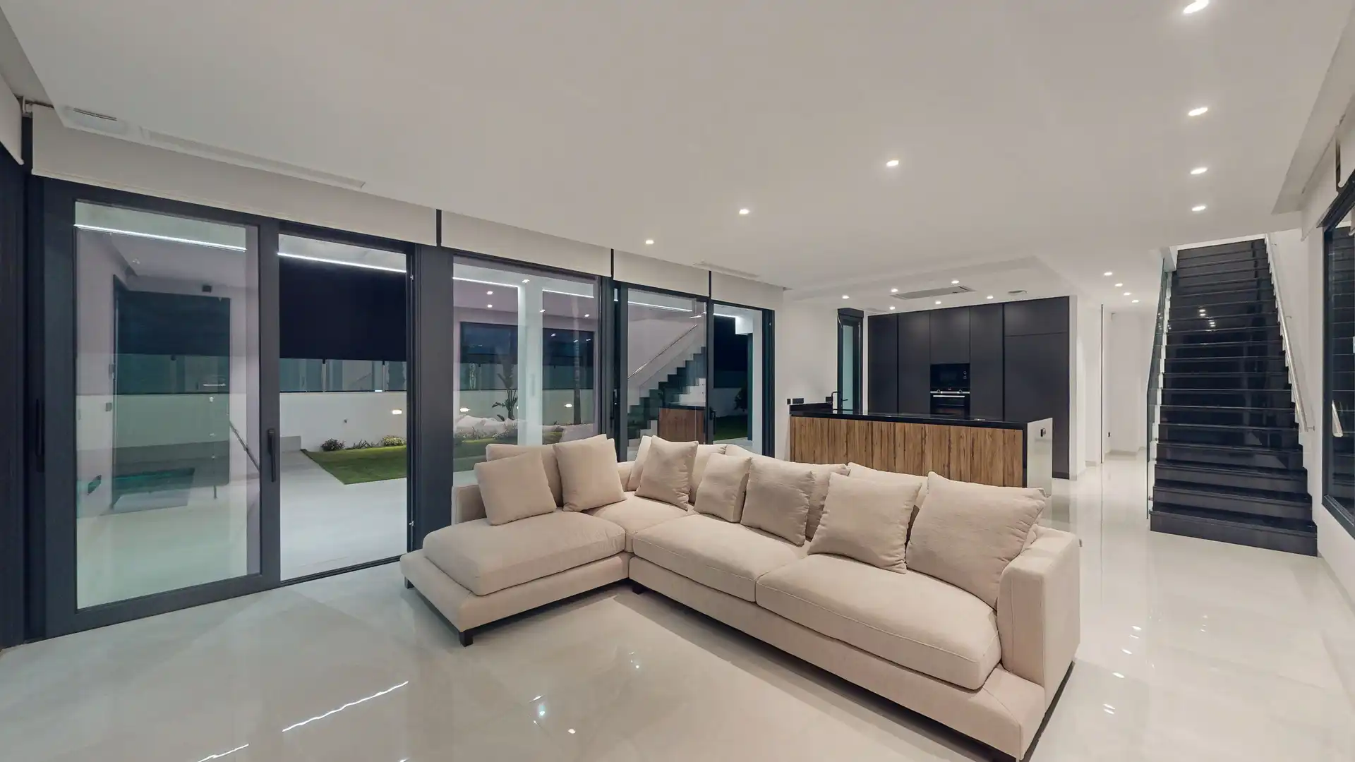 Detached house with pool for sale in Carrer Brussel.les, imagen 48