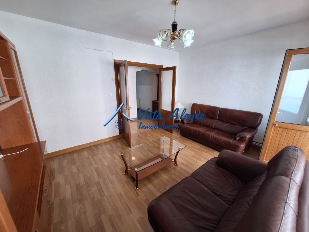 Sala de estar de Piso en venta en Haro con Calefacción, Parquet y Terraza