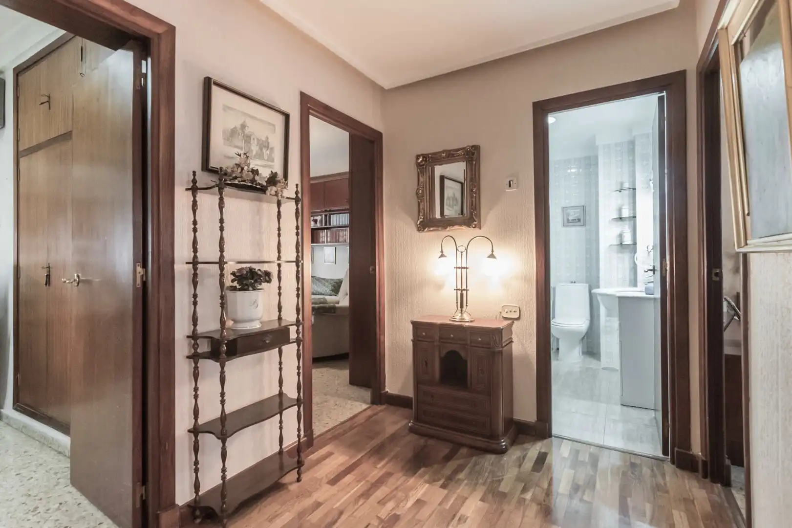 Piso en venta en Murcia con Parquet, Amueblado y Horno